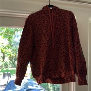 Red and Black Leopard Print Pullover sweatshirt